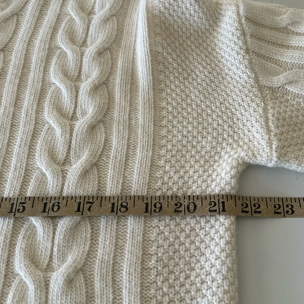 Banana Republic Italian Cashmere Blend Cable Knit Sweater Oversized Medium - Picture 11 of 13